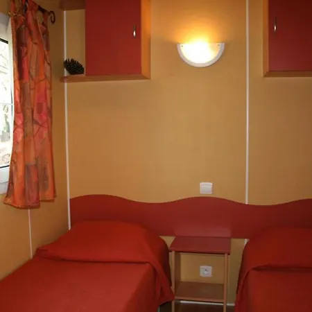 Mobil 6 Pers Avec Terrasse A - Api-1-52-447 Kamp alanı Ribes